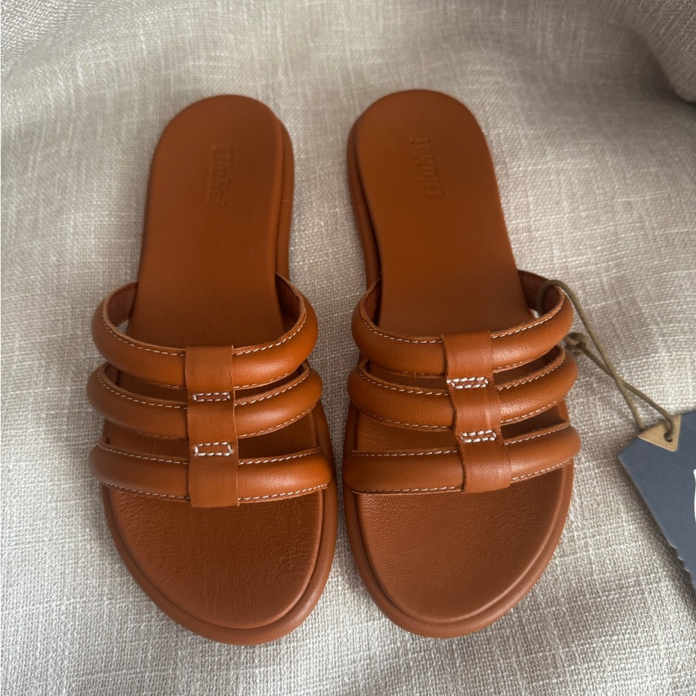 New Tiare Slide Sandal (Women) OluKai Fox Size 7 $120